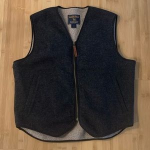 Woolrich Men’s Vest